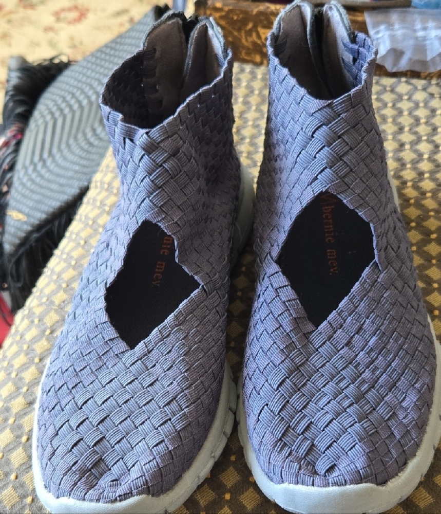 New Bernie Mev Woven Ankle Shoes